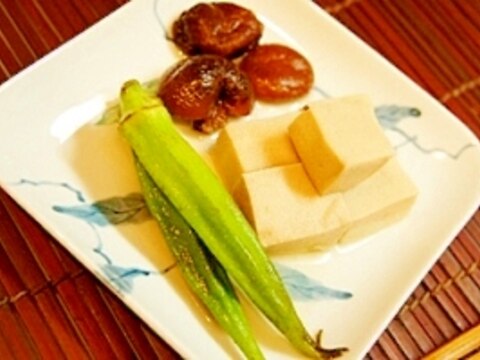 ひんやりじんわり美味しい、高野豆腐の含め煮